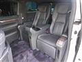 2023 Toyota Alphard Hybrid
