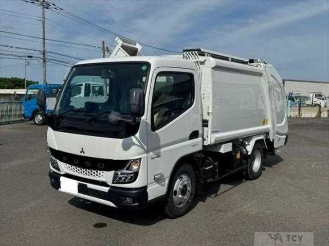 2025 Mitsubishi Fuso Canter