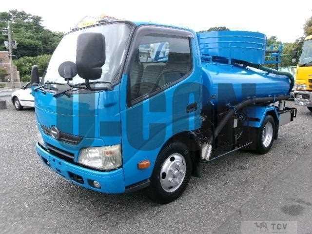 2013 Hino Dutro