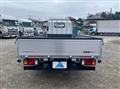 2020 Isuzu Elf Truck