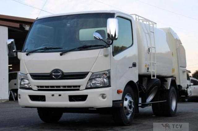 2013 Hino Dutro