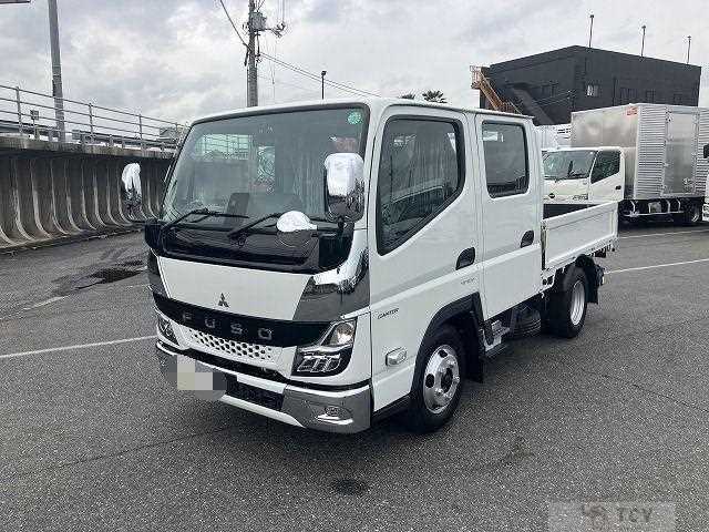 2025 Mitsubishi Fuso Canter