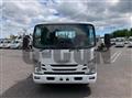 2020 Isuzu Elf Truck