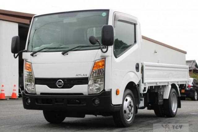 2015 Nissan Atlas