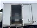 2020 Isuzu Elf Truck