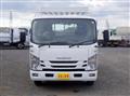 2020 Isuzu Elf Truck