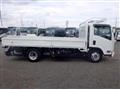 2020 Isuzu Elf Truck
