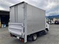 2020 Isuzu Elf Truck