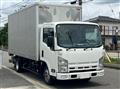 2010 Isuzu Elf Truck
