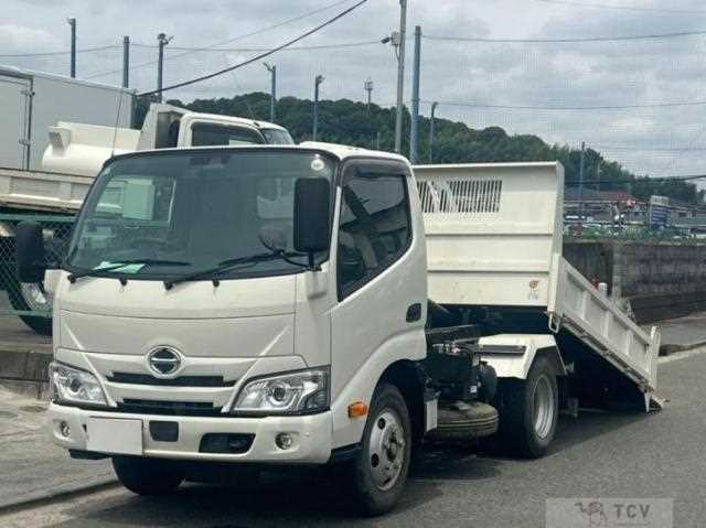 2024 Hino Dutro