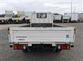 2018 Isuzu Elf Truck