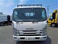 2017 Isuzu Elf Truck