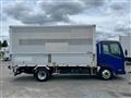 2013 Isuzu Elf Truck