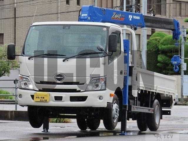 2025 Hino Dutro
