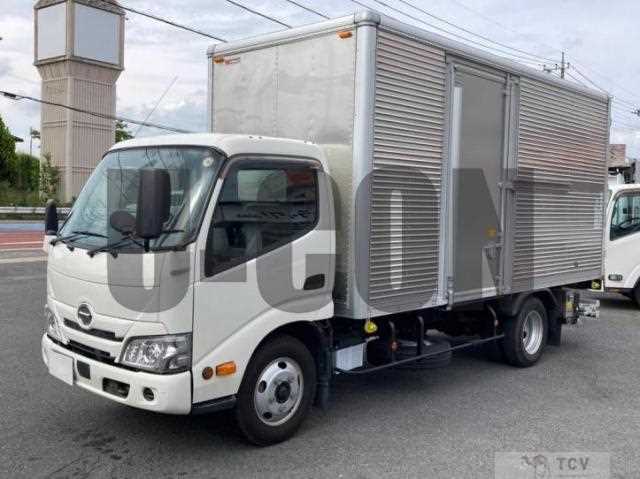 2022 Hino Dutro
