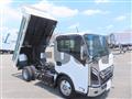 2025 Isuzu Elf Truck