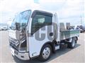 2025 Isuzu Elf Truck
