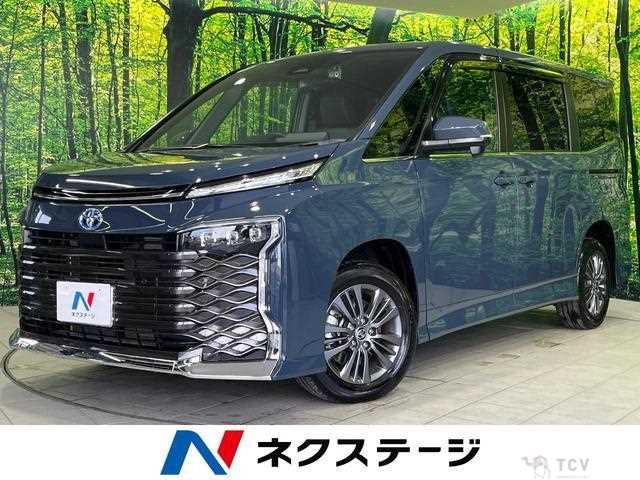 2025 Toyota Voxy