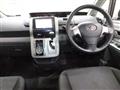 2010 Toyota Noah