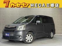 2010 Toyota Noah