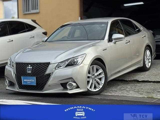 2013 Toyota Crown