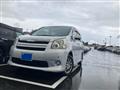 2010 Toyota Noah