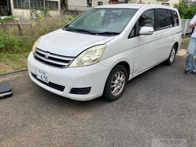 2007 Toyota Isis
