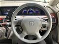 2004 Honda Elysion