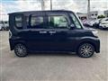 2016 Daihatsu Tanto