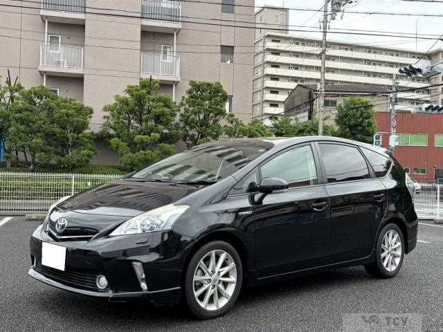 2011 Toyota PRIUS α