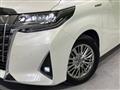 2019 Toyota Alphard Hybrid