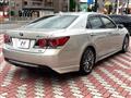 2016 Toyota Crown Hybrid