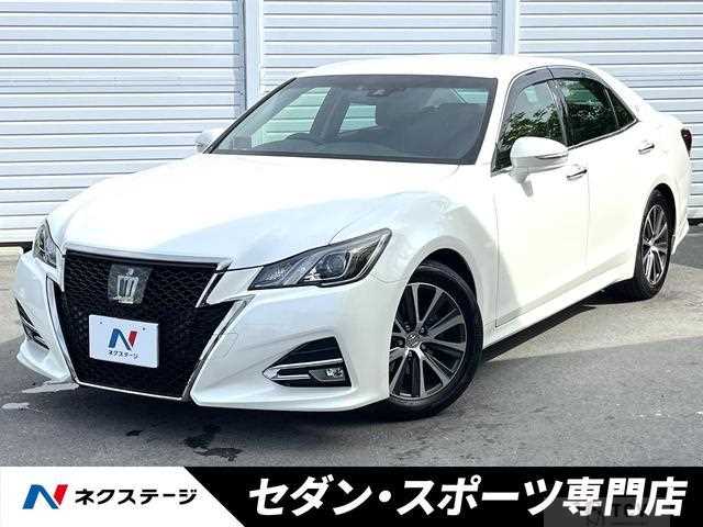 2016 Toyota Crown