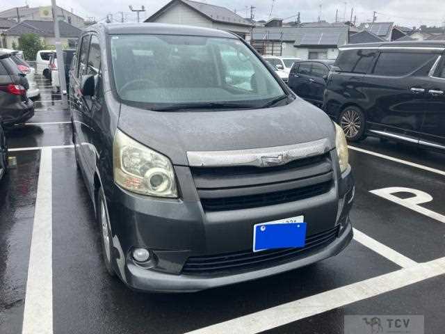 2008 Toyota Noah