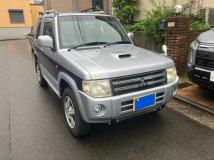 2009 Mitsubishi Pajero Mini