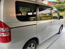 2013 Toyota Noah