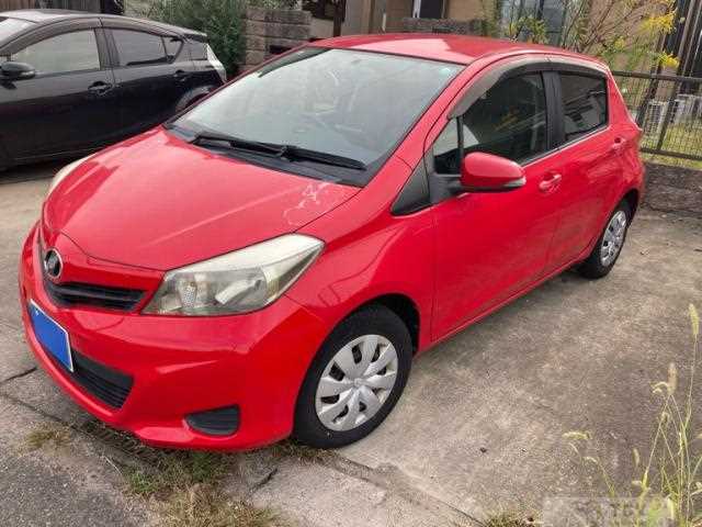 2013 Toyota Vitz