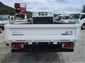 2016 Isuzu Elf Truck