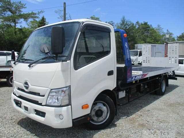 2024 Hino Dutro