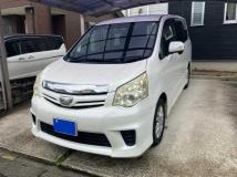 2010 Toyota Noah