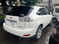 2004 Toyota Harrier