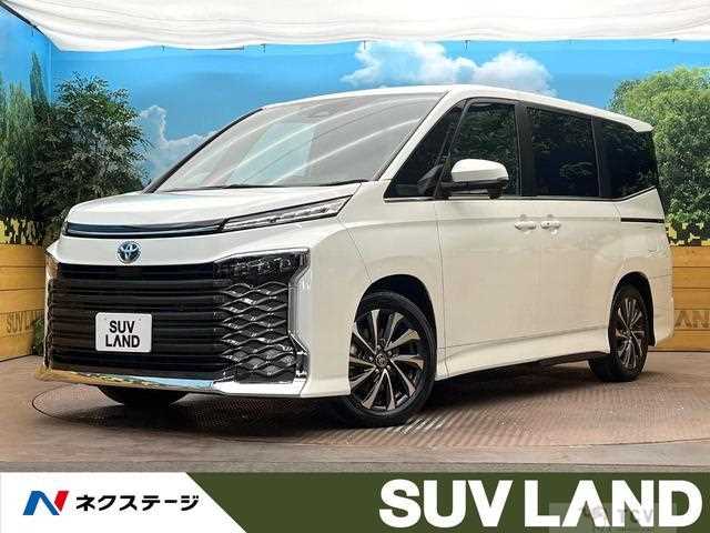2025 Toyota Voxy