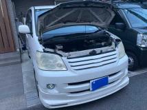 2003 Toyota Noah