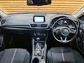 2017 Mazda Axela