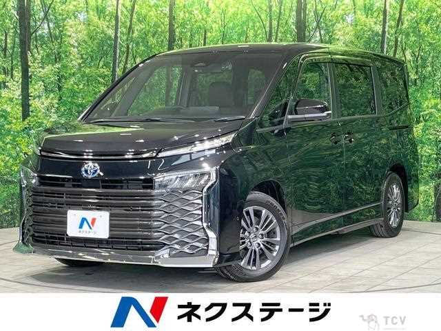 2023 Toyota Voxy