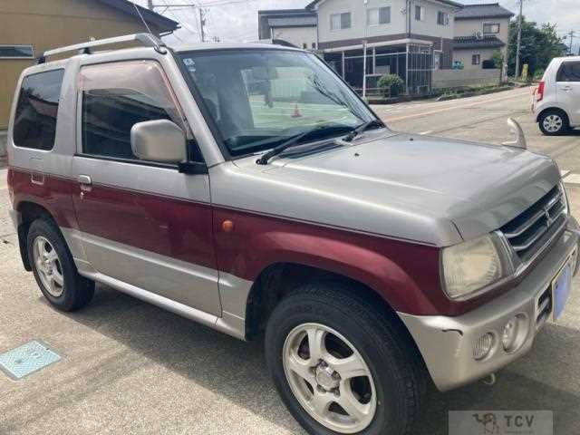 2000 Mitsubishi Pajero Mini