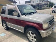 2000 Mitsubishi Pajero Mini
