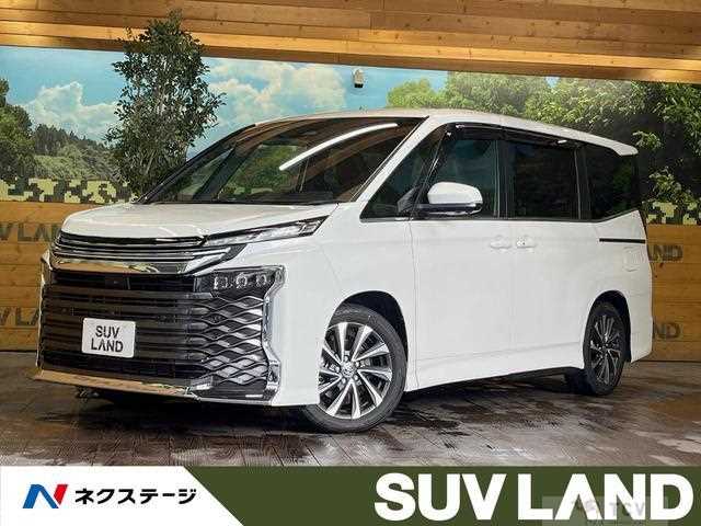 2023 Toyota Voxy