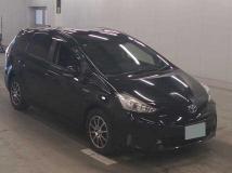 2015 Toyota PRIUS α