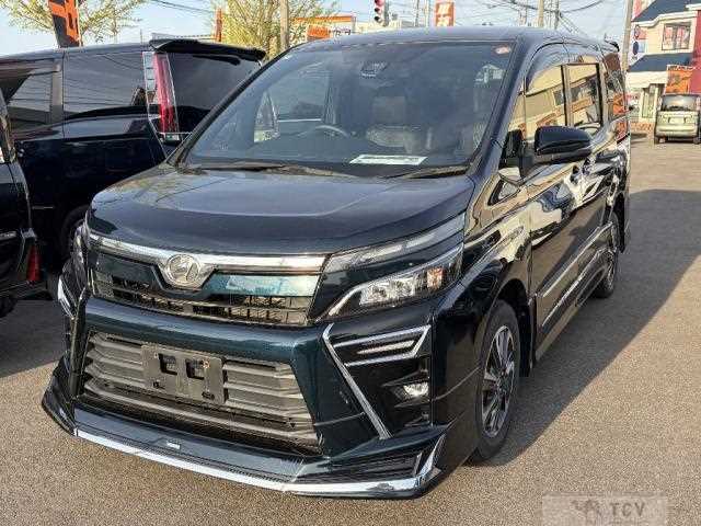 2017 Toyota Voxy